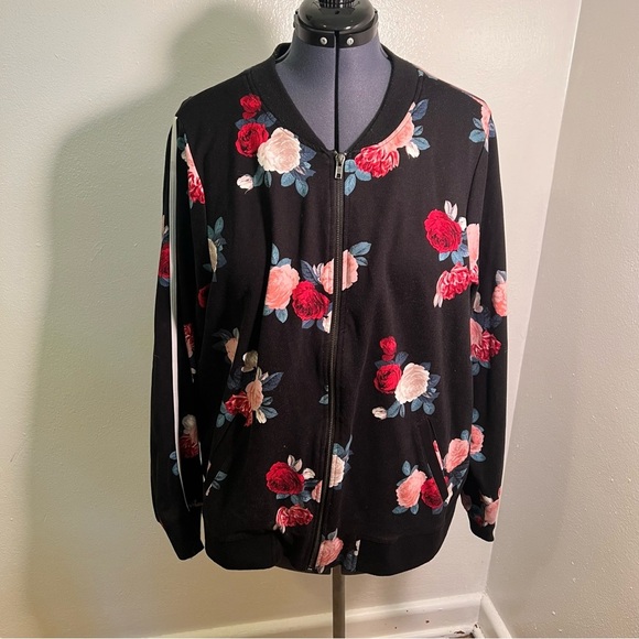 Torrid Black Floral Zipper Jacket 3X - Picture 3 of 11
